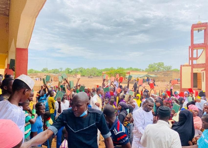 Burkina Faso Kur’an-ı Kerim Dağıtımı — fotoğraf 3